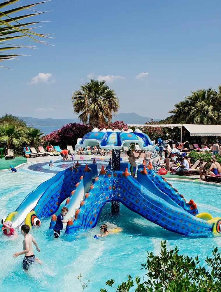 Kuşadası Aquaparklı 5 Yıldızlı Oteller - Pinebay.com